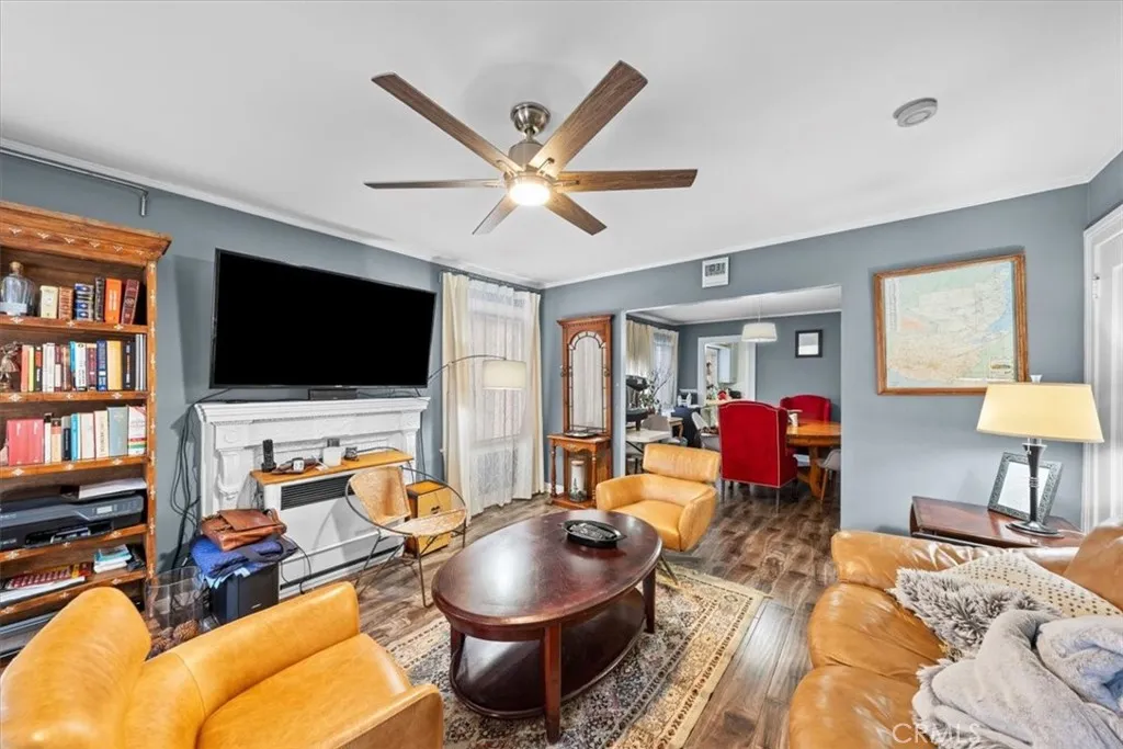 1236 W Martin Luther King Jr Boulevard, Los Angeles, California 90037 home-pic-35